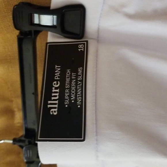 Alfred Dunner Pants - Picture 3 of 5